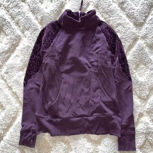 Lululemon purple jacket 8